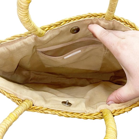 Tribal Basket Bag Black Tan Yellow Made of Corn Husk - Picture 4 of 11